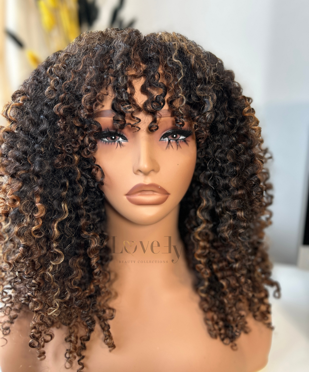 Highlight Shake N Go Wig